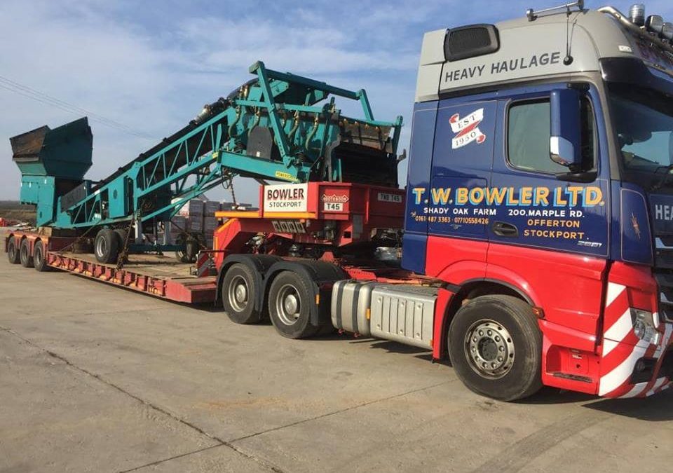 what-is-heavy-haulage-and-when-do-you-need-it-tw-bowler